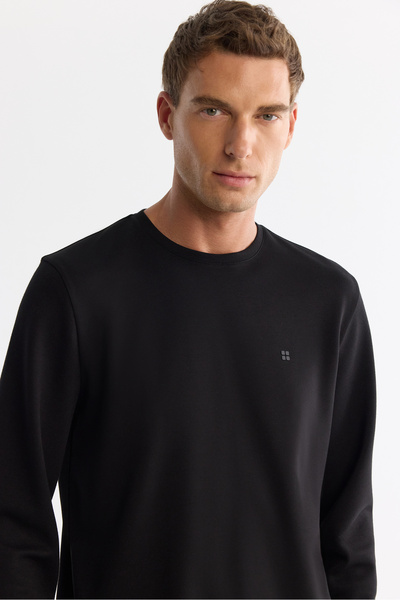 Avva Men's Black Crew Neck Cotton Basic Regular Fit Sweatshirt A42Y1350