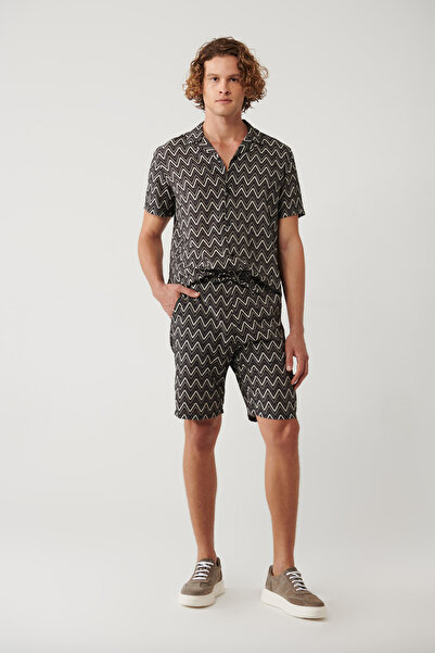 Avva Ανδρικό σορτς με ελαστική μέση με σχέδιο από βισκόζη, με ανακουφιστική εφαρμογή A41Y3718