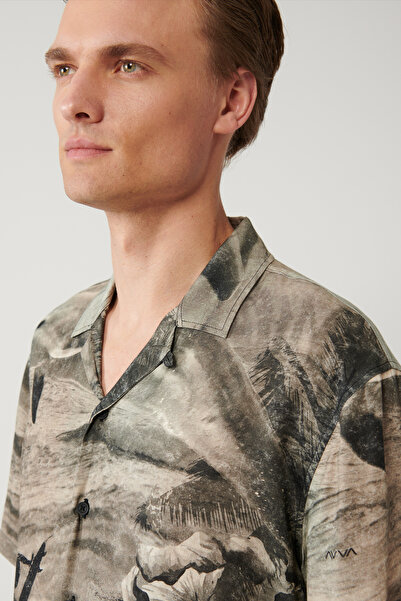 Avva Мъжка сива риза с 100% вискоза, яка Apaj, вискозен мотив, къс ръкав, широка кройка A41Y2218