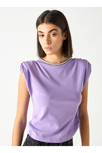 2Xtremz Embellished Round Neck Sleeveless Top With Ruched Detail