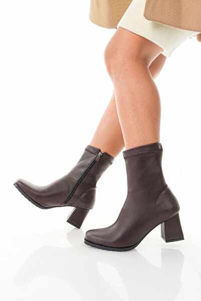 Pinhal Home Kadın Kahverengi Streç Bilekli Orta Boy Topuklu Bot