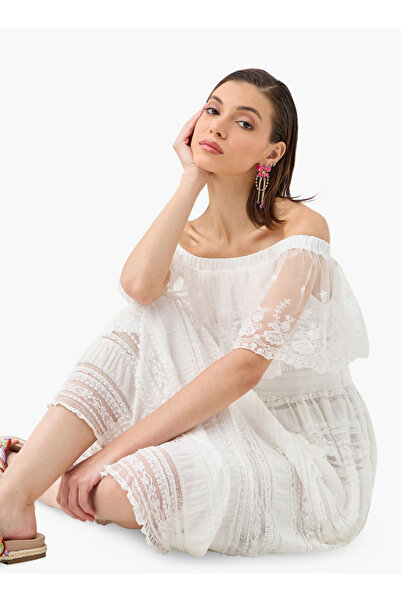 2Xtremz فستان مطرز مكشوف الكتفين