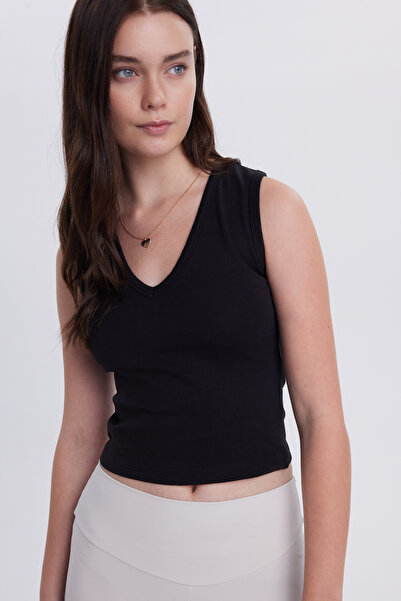 Tudors Women's Slim Fit Slim Fit V-Neck Zero Sleeve Cotton Ribbed Black Blouse