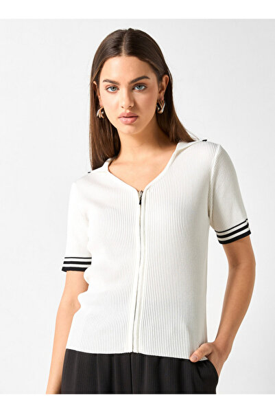 2Xtremz Ribbed Zip Through Top With Short Sleeves