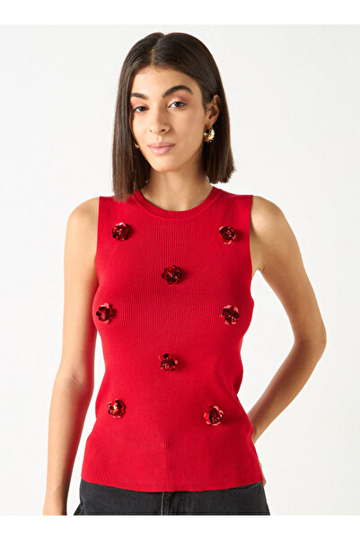 2Xtremz Floral Accent Sleeveless T-shirt With Crew Neck