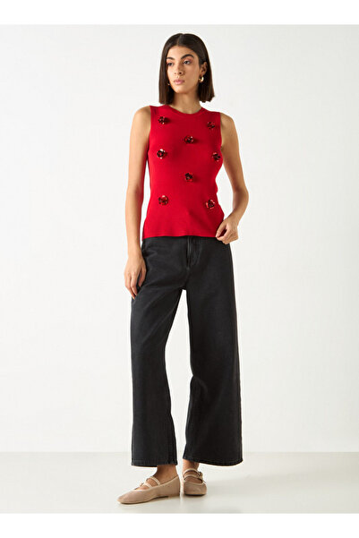 2Xtremz Floral Accent Sleeveless T-shirt With Crew Neck