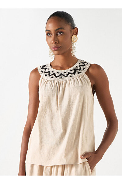 2Xtremz Textured Sleeveless Top with Crochet Detail