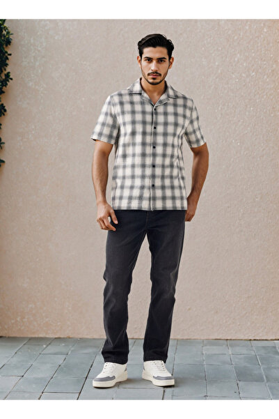 FAV Regular Fit Checked Seersucker Resort Shirt