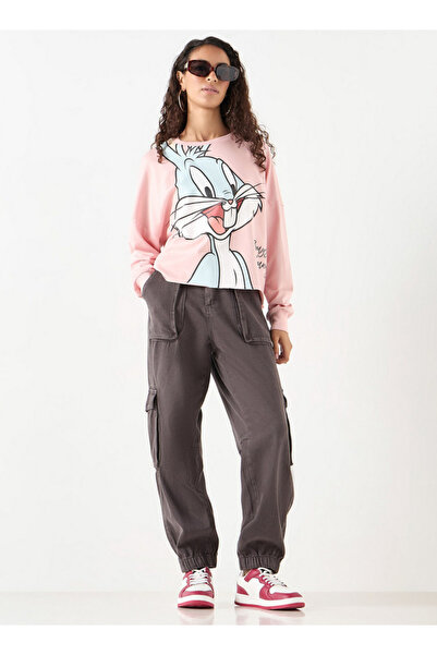 SP Characters Bugs Bunny Print Sweatshirt with Crew Neck and Long Sleeves