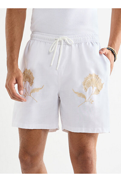 FAV Embroidered Shorts With Drawstring Closure And Pockets