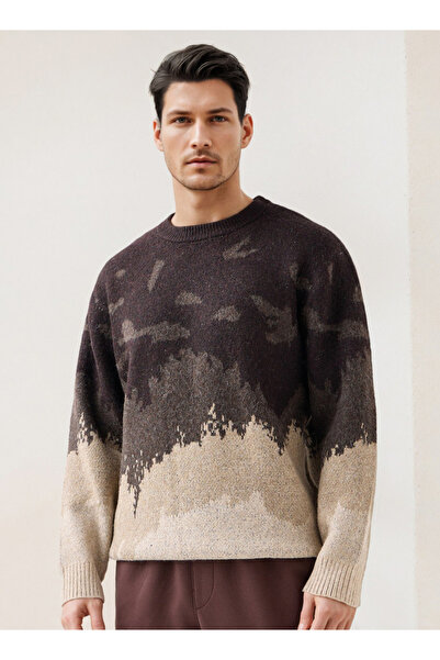 Iconic سويت شيرت برقبة دائرية مطبوع عليه تصميم تجريدي