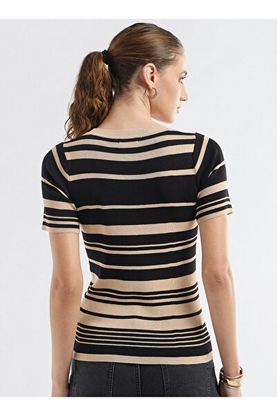 FAV Striped Round Neck T-shirt With Short Sleeves