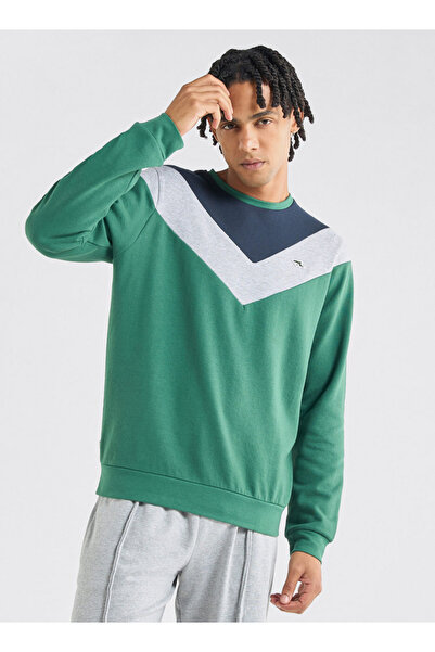 FAV Colourblock Sweatshirt with Crew Neck and Long Sleeves