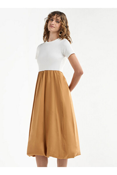 FAV Colourblock A-line Dress with Round Neck and Short Sleeves