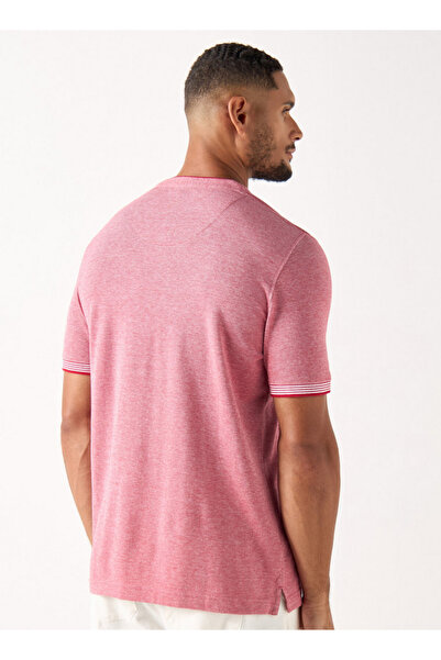 FAV Textured Polo T-shirt with Mandarin Collar and Short Sleeves