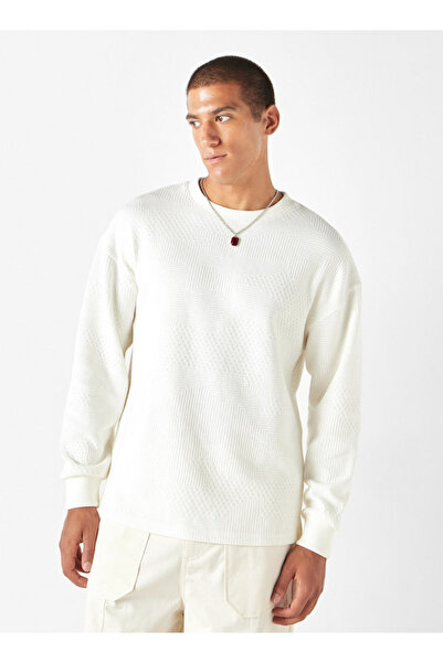 Iconic Textured Sweatshirt with Long Sleeves