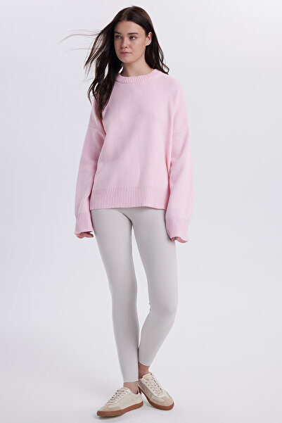 Tudors Women's Oversized Wide Cut Crew Neck Pink Sweater
