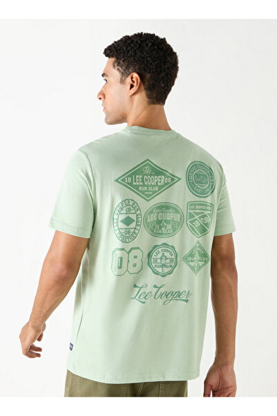 Lee Cooper تي شيرت بطبعة شعار ورقبة دائرية وأكمام قصيرة