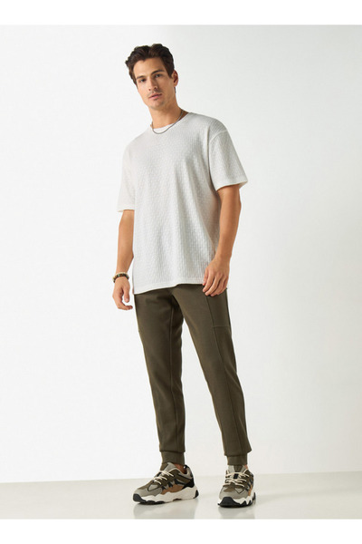 Iconic Solid Slim Fit Joggers with Drawstring Closure and Pockets