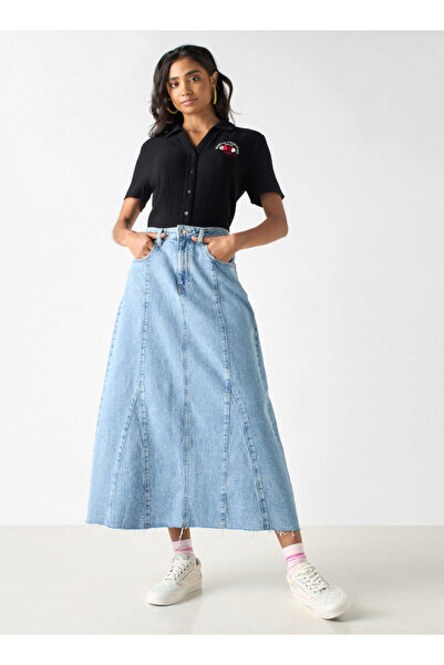 SP Characters قميص مضلع مع تفاصيل مطرزة وياقة