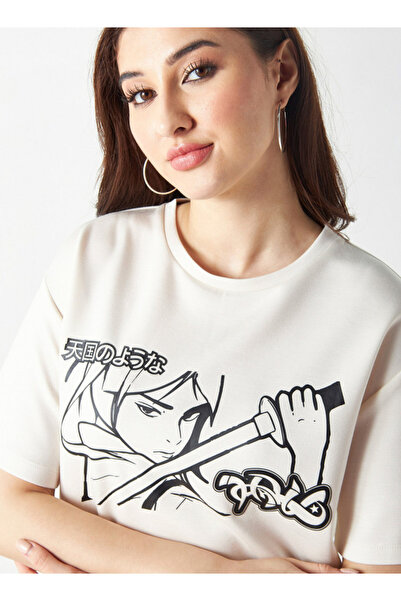 SP Characters تي شيرت مطبوع عليه The Celestials برقبة دائرية وأكمام قصيرة