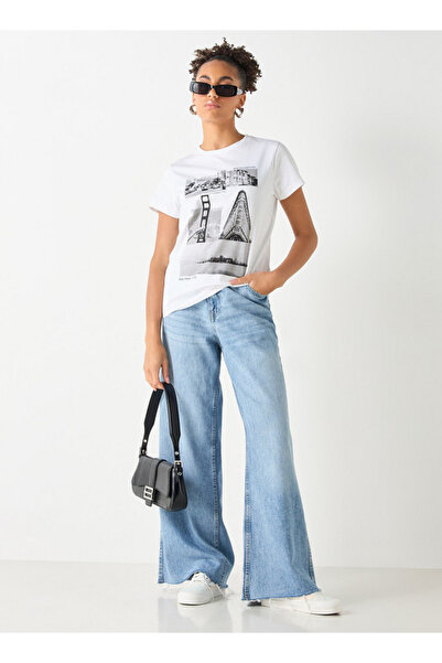 FAV Graphic Print Crew Neck T-shirt with Short Sleeves