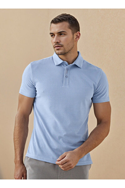 FAV تيشيرت بولو بقصة ضيقة