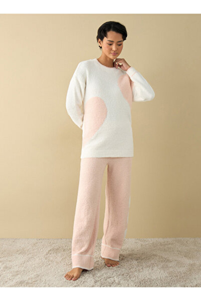 FAV طقم تي شيرت وبيجامة بطبعة قلب بألوان متعددة