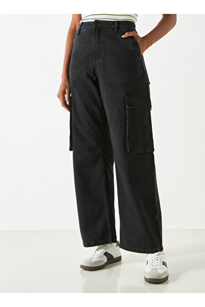 FAV بنطال جينز كارجو واسع الساق مع جيوب