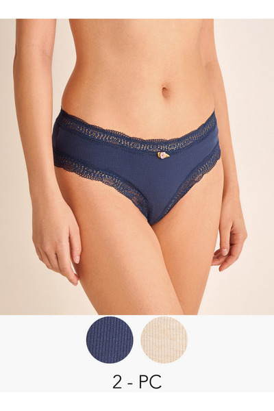 FAV مجموعة من قطعتين - سراويل داخلية بتفاصيل دانتيل