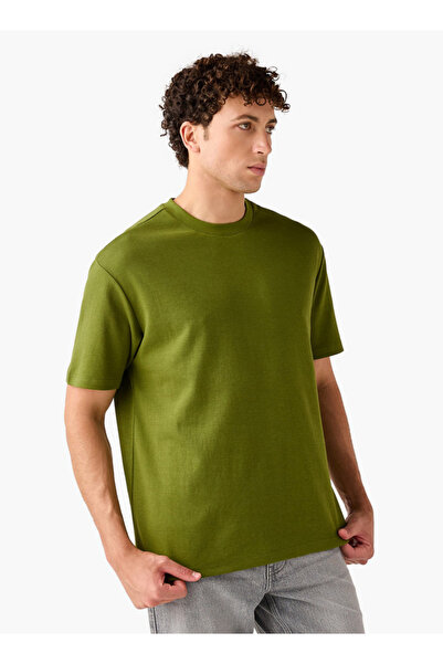 FAV تي شيرت مريح برقبة دائرية