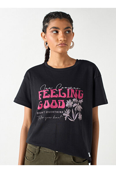 Lee Cooper Printed Round Neck T-shirt with Short Sleeves