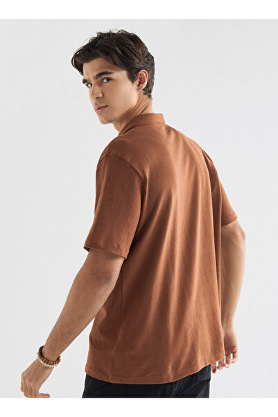 FAV Textured Camp Collar Shirt with Short Sleeves