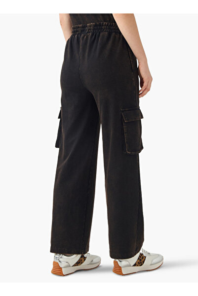 SP Characters بنطال رياضي كارجو مطبوع عليه باربي مع رباط للإغلاق