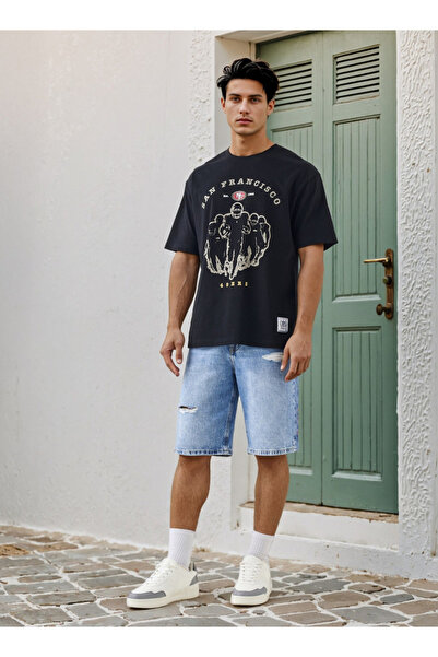 SP Characters تي شيرت مطبوع بقصّة مريحة