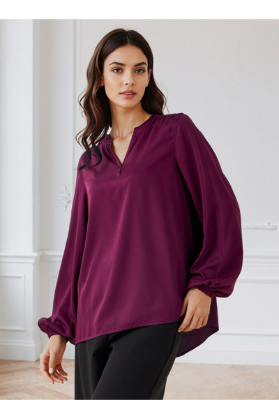 FAV بلوزة فيسكوز بقصّة عادية وفتحة رقبة على شكل حرف V