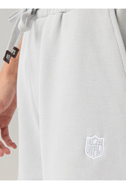 SP Characters Textured Relaxed Fit NFL Shorts with Pockets
