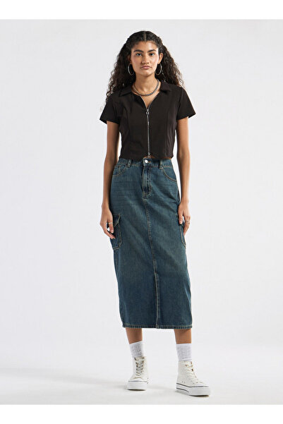 FAV Collared Neck Zip Detail Crop Top