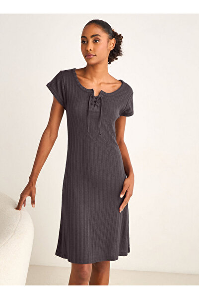 FAV قميص نوم من مزيج الفيسكوز برباط للرقبة