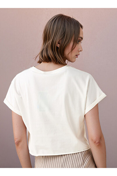 SP Characters Lola Bunny Cropped T-shirt with Extended Sleeves