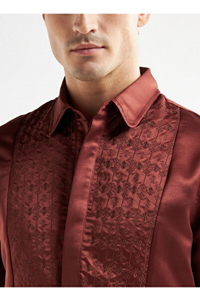 FAV Dress Shirt With Embroidered Bib