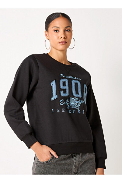 Lee Cooper Applique Detail Sweatshirt With Long Sleeves