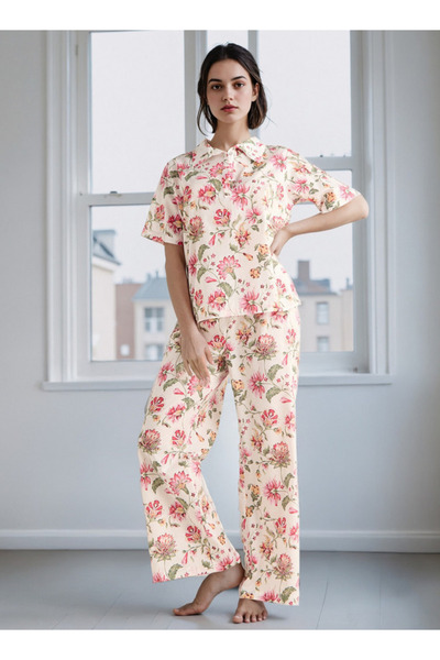 FAV طقم بيجامة بطبعة زهور