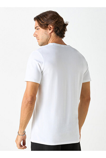 Iconic Typographic Print Crew Neck T-shirt With Short Sleeves