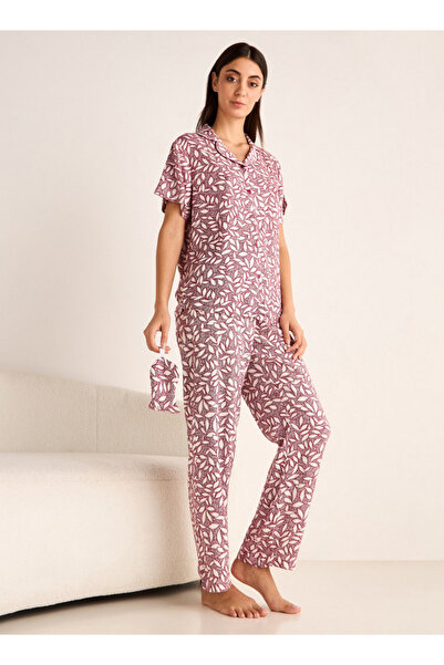 FAV طقم قميص بأكمام قصيرة بطبعة أوراق الشجر وبيجامة مطاطية مع قناع للعين