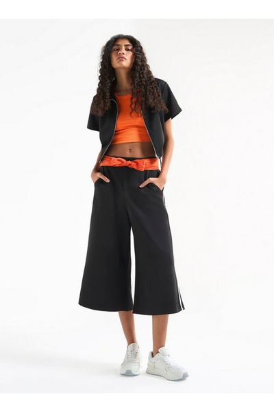 FAV Culottes with Pockets and Panel Detail