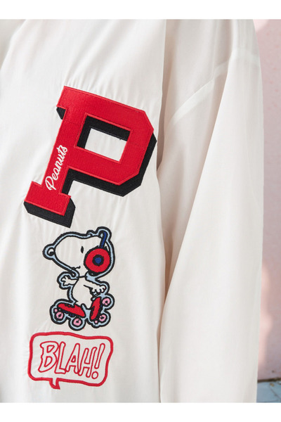 SP Characters قميص مطرز بطبعة كلب سنوبي بأكمام طويلة