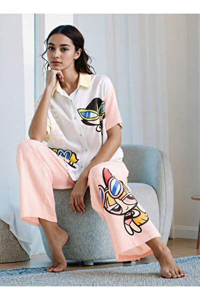 FAV طقم بيجامة بطبعة فتيات القوة