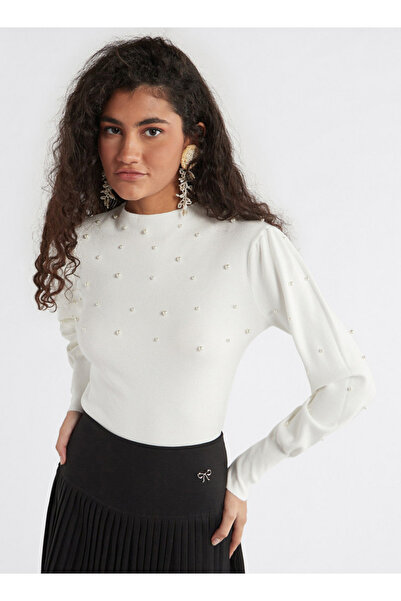 FAV Pearl Embellished Sweater with Long Sleeves