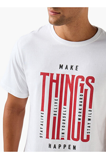 FAV Men Regular Fit Crew Neck Short Sleeves Slogan Print T-shirt